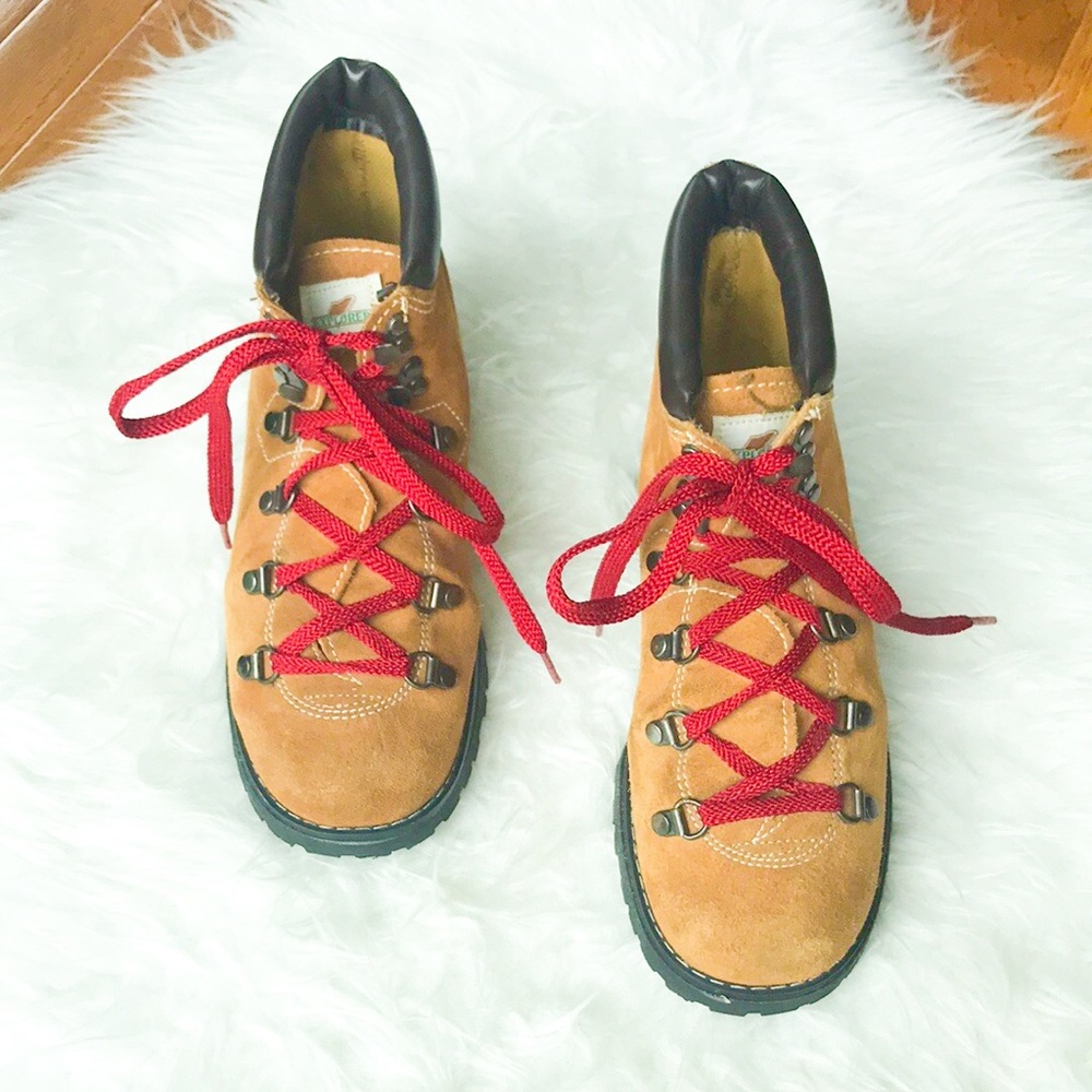 Vintage 70’s leather explorer hiking boots